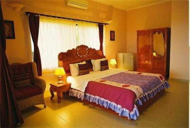 Golden Rooster Hotel Сиануквиль Номер фото