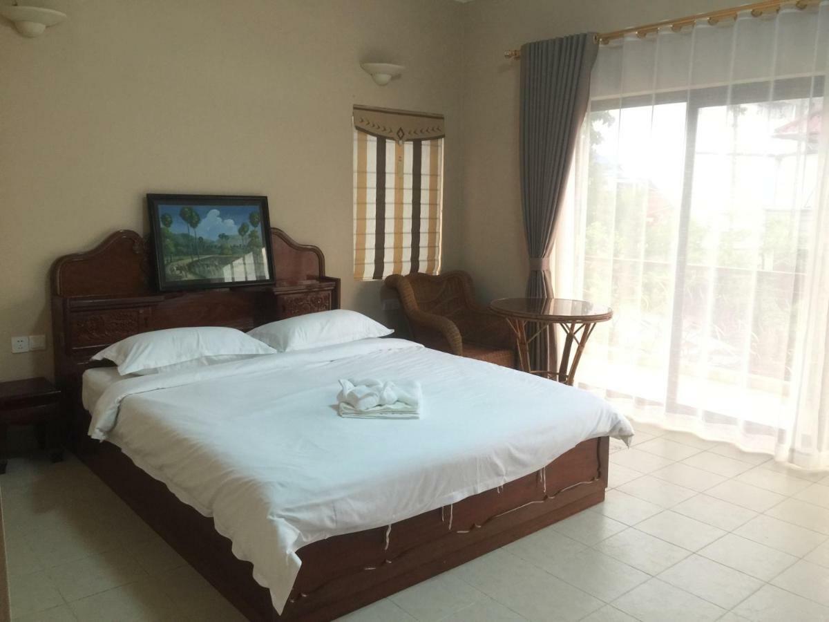 Golden Rooster Hotel Сиануквиль Экстерьер фото