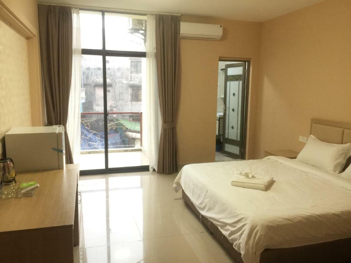 Golden Rooster Hotel Сиануквиль Экстерьер фото